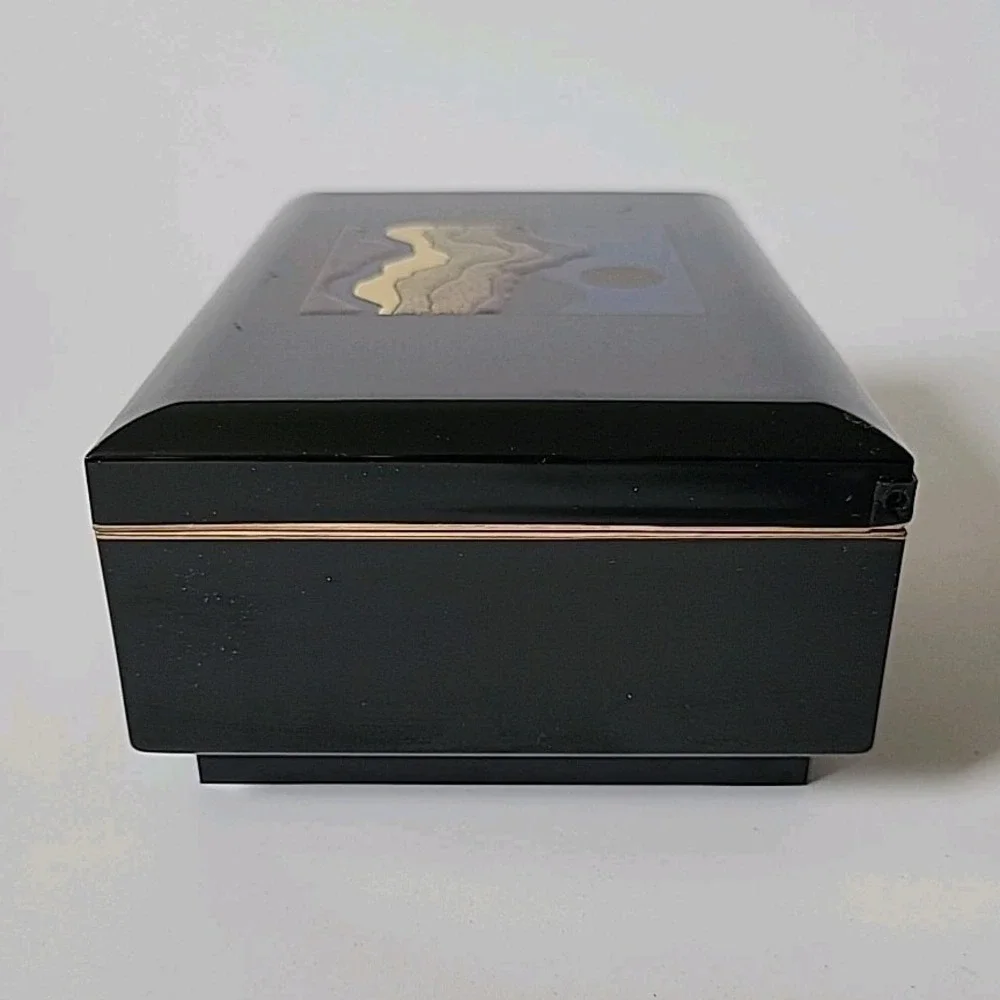 Otagirl‎ Vintage 80s Lacquard Rectangular Musical Jewelry Box Moonlight Sonata
